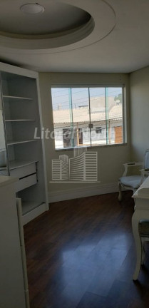 Imagem Sobrado com 4 Quartos à Venda, 203 m² em Nações - Balneário Camboriú Imagem Sobrado com 4 Quartos à Venda, 203 m² em Nações - Balneário Camboriú