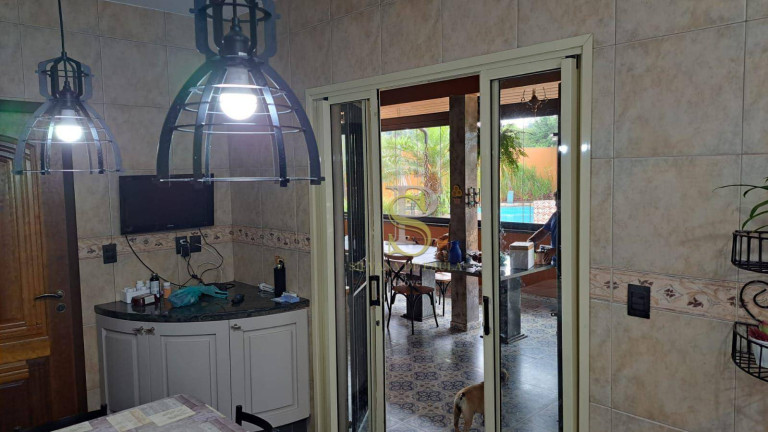 Imagem Casa com 8 Quartos à Venda, 850 m² em Serra Da Cantareira - Mairiporã Imagem Casa com 8 Quartos à Venda, 850 m² em Serra Da Cantareira - Mairiporã