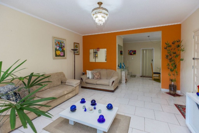 Imagem Casa com 3 Quartos à Venda, em Indianópolis - São Paulo Imagem Casa com 3 Quartos à Venda, em Indianópolis - São Paulo