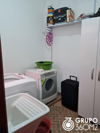 Imagem Casa com 3 Quartos à Venda, 255 m² em Jardim Do Estádio - Santo André Imagem Casa com 3 Quartos à Venda, 255 m² em Jardim Do Estádio - Santo André