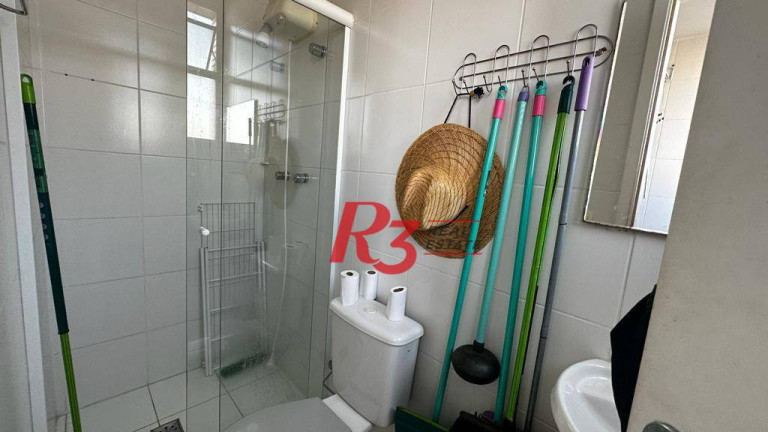 Imagem Apartamento com 3 Quartos para Alugar, 181 m² em Gonzaga - Santos