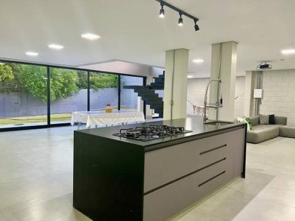 Imagem Casa com 3 Quartos à Venda, 600 m² em Setor Habitacional Arniqueira (águas Claras) - Brasília Imagem Casa com 3 Quartos à Venda, 600 m² em Setor Habitacional Arniqueira (águas Claras) - Brasília