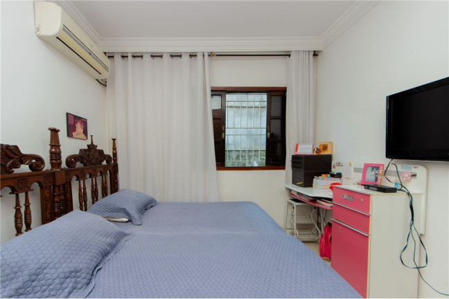 Imagem Casa com 6 Quartos à Venda,  em Vila Pierina - São Paulo