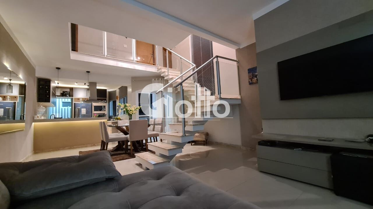 Sobrado com 3 Quartos à Venda, 193 m² em Vila Caputera - Mogi Das Cruzes
