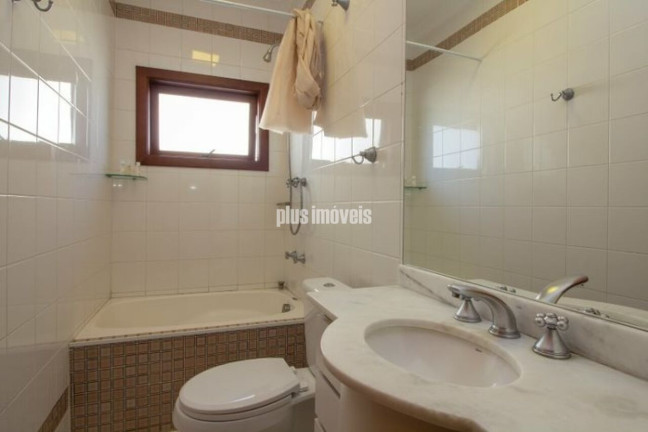 Imagem Casa com 4 Quartos para Alugar, 317 m² em Jardim Guedala - São Paulo Imagem Casa com 4 Quartos para Alugar, 317 m² em Jardim Guedala - São Paulo