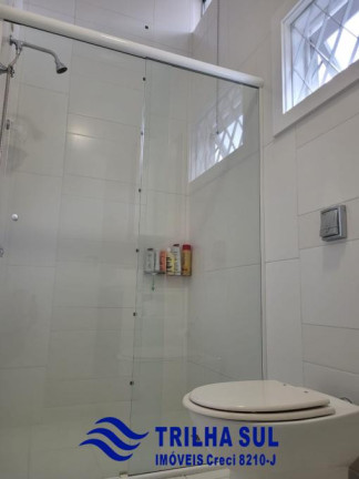 Casa com 3 Quartos à Venda, 436 m² em América - Joinville