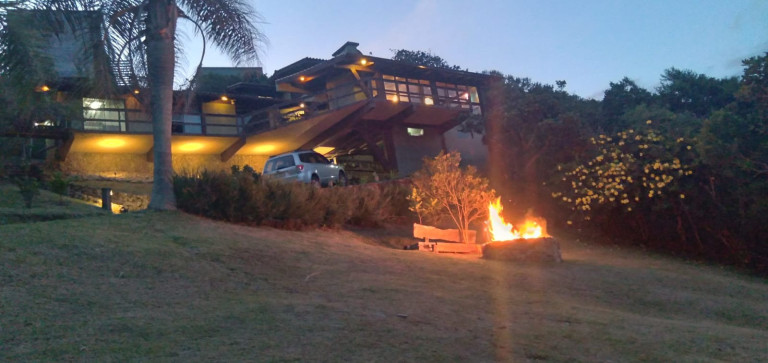 Imagem Casa com 4 Quartos à Venda, 200 m² em Praia Da Silveira - Garopaba