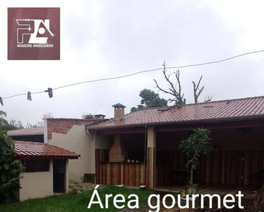 Casa com 3 Quartos à Venda, 225 m² em Vila São Roque - Lorena