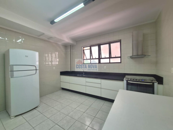 Imagem Apartamento com 3 Quartos à Venda, 154 m² Imagem Apartamento com 3 Quartos à Venda, 154 m²