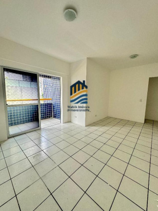 Imagem Apartamento com 2 Quartos à Venda, 62 m² em Aflitos - Recife