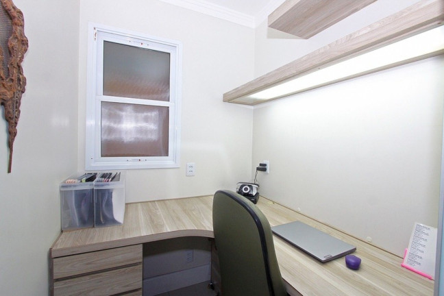 Imagem Imóvel com 3 Quartos à Venda, 167 m² em Jardim Europa - Porto Alegre Imagem Imóvel com 3 Quartos à Venda, 167 m² em Jardim Europa - Porto Alegre