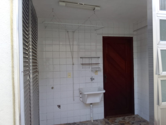 Imagem Casa com 3 Quartos para Alugar, em Campo Grande - Rio De Janeiro Imagem Casa com 3 Quartos para Alugar, em Campo Grande - Rio De Janeiro