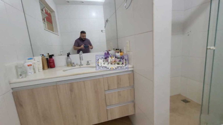 Imagem Apartamento com 4 Quartos à Venda ou Locação, 240 m² em Copacabana - Rio De Janeiro Imagem Apartamento com 4 Quartos à Venda ou Locação, 240 m² em Copacabana - Rio De Janeiro