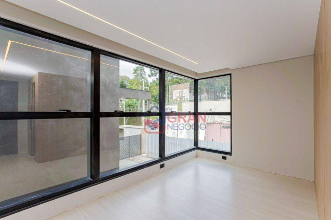 Imagem Sobrado com 3 Quartos à Venda, 172 m² em Santa Felicidade - Curitiba Imagem Sobrado com 3 Quartos à Venda, 172 m² em Santa Felicidade - Curitiba