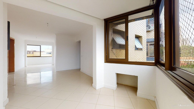 Imagem Apartamento com 3 Quartos à Venda,  em Passo Da Areia - Porto Alegre