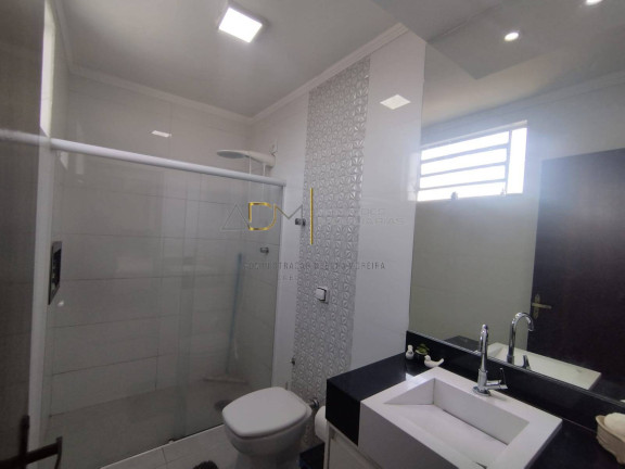 Imagem Casa com 2 Quartos à Venda, 200 m² em Cohab I - Botucatu