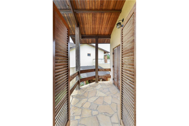 Imagem Casa com 4 Quartos à Venda, 270 m² em Nova Caieiras - Caieiras Imagem Casa com 4 Quartos à Venda, 270 m² em Nova Caieiras - Caieiras