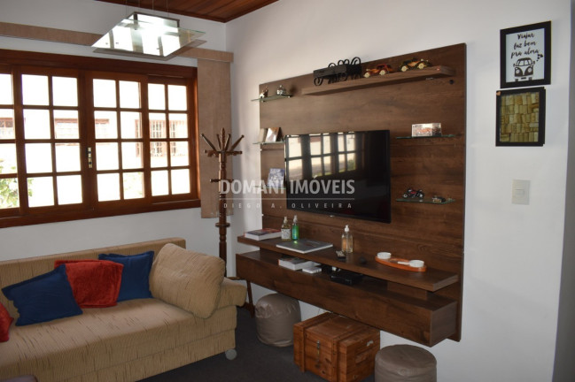 Imagem Imóvel com 2 Quartos à Venda, 48 m² em Região Da Floresta Negra - Campos Do Jordão Imagem Imóvel com 2 Quartos à Venda, 48 m² em Região Da Floresta Negra - Campos Do Jordão