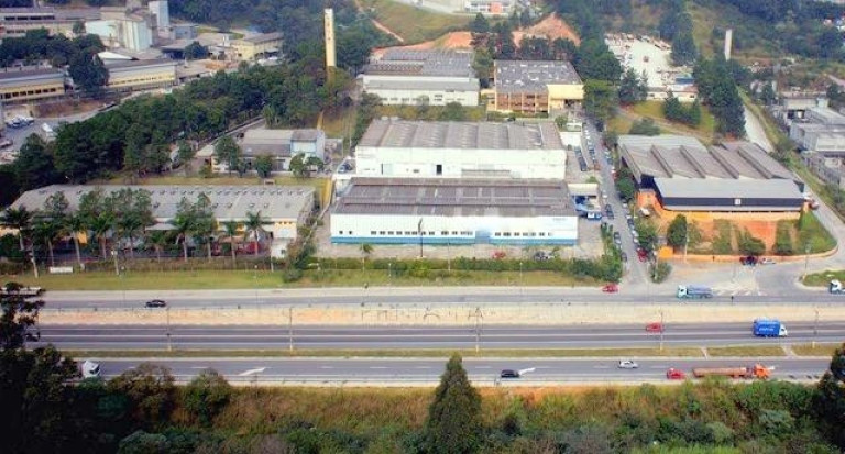 Imagem Galpão para Alugar, 2.758 m² em Jardim Alvorada - Jandira
