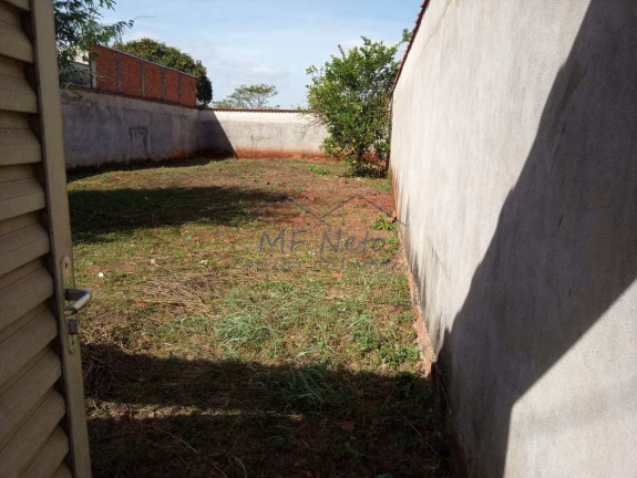 Imagem Terreno à Venda, 250 m² em Jardim Limoeiro - Pirassununga