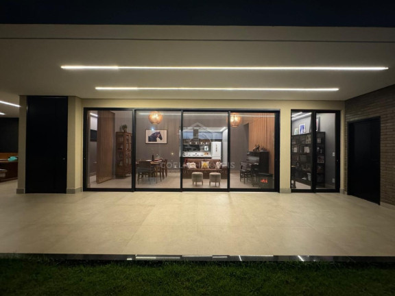 Imagem Casa com 3 Quartos à Venda, 798 m² em Jardim Botânico - Brasília Imagem Casa com 3 Quartos à Venda, 798 m² em Jardim Botânico - Brasília