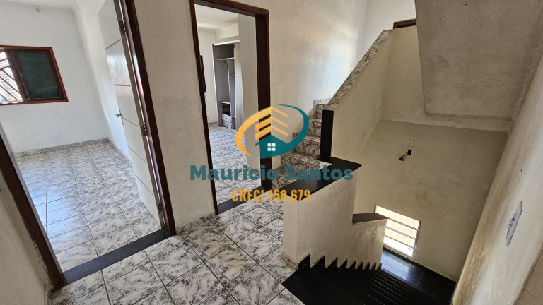 Imagem Sobrado com 4 Quartos à Venda, 166 m² em Centro - Mongaguá