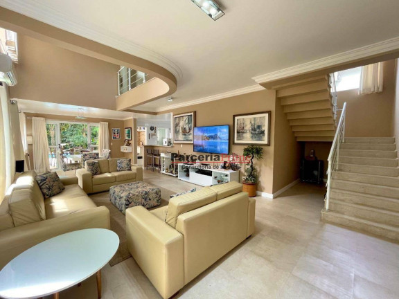 Imagem Casa com 5 Quartos à Venda, 277 m² em Riviera Módulo 30 - Bertioga Imagem Casa com 5 Quartos à Venda, 277 m² em Riviera Módulo 30 - Bertioga