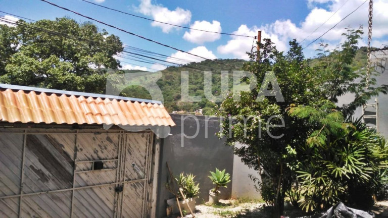 Imagem Casa com 2 Quartos à Venda, 180 m² em Laranjeiras - Caieiras Imagem Casa com 2 Quartos à Venda, 180 m² em Laranjeiras - Caieiras