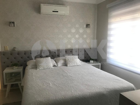 Imagem Apartamento com 3 Quartos à Venda, 83 m² em São Sebastião - Porto Alegre