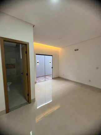 Imagem Casa com 3 Quartos à Venda, 160 m² em Setor Faiçalville - Goiânia Imagem Casa com 3 Quartos à Venda, 160 m² em Setor Faiçalville - Goiânia