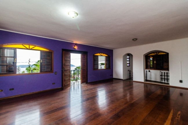 Imagem Casa com 6 Quartos para Alugar, 551 m² em Marapé - Santos Imagem Casa com 6 Quartos para Alugar, 551 m² em Marapé - Santos