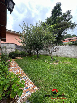 Casa com 4 Quartos à Venda, 360 m² em Campos Do Jordão