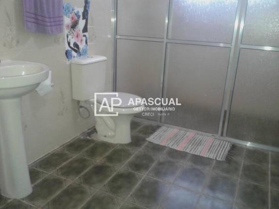 Imagem Sobrado com 4 Quartos à Venda, 450 m² em Caraguatatuba