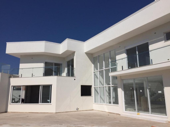 Sobrado com 4 Quartos à Venda, 850 m² em Jardim Residencial Suzano - Suzano