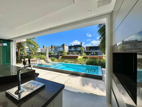 Imagem Casa com 5 Quartos à Venda, 373 m² em Condominio Malibu Beach Residence - Xangri-lá Imagem Casa com 5 Quartos à Venda, 373 m² em Condominio Malibu Beach Residence - Xangri-lá