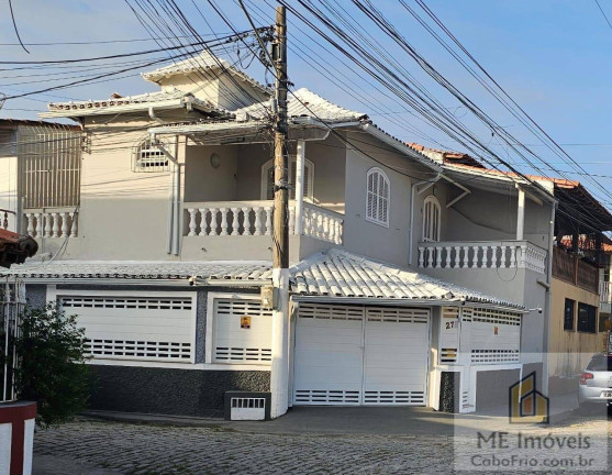 Casa com 3 Quartos à Venda, 120 m² em Vila Blanche - Cabo Frio