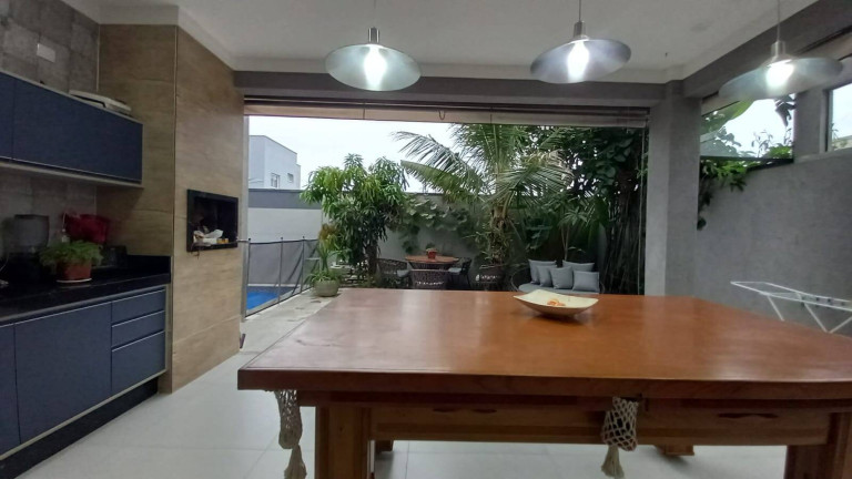 Imagem Casa com 3 Quartos à Venda, 325 m² em Residencial Ouroville - Taubaté