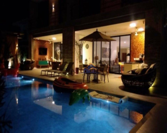 Imagem Casa com 10 Quartos à Venda, 802 m² em Frade (cunhambebe) - Angra Dos Reis