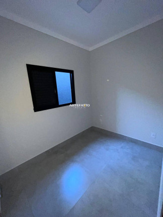 Imagem Casa com 2 Quartos à Venda, 64 m²