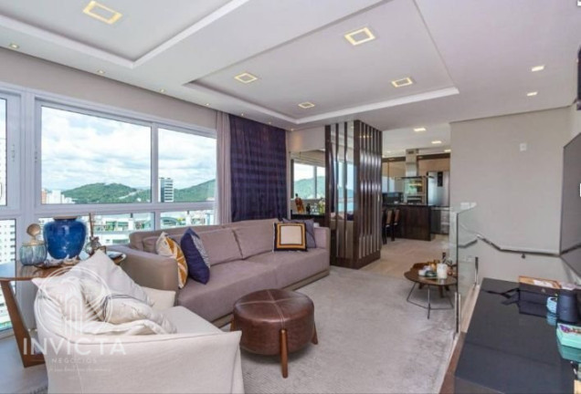 Cobertura com 3 Quartos à Venda, 222 m² em Pioneiros - Balneário Camboriú