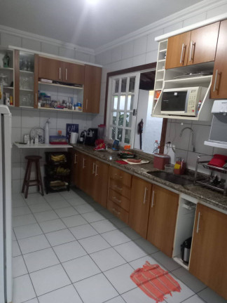 Imagem Casa de Condomínio com 4 Quartos à Venda, 490 m² em Buraquinho - Lauro De Freitas