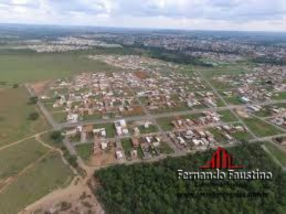 Terreno à Venda, 250 m² em Jardim Do Lago - Senador Canedo