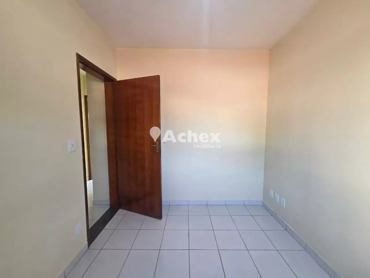 Imagem Casa com 2 Quartos para Alugar, 70 m² em Jardim Santa Genebra - Campinas