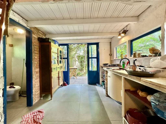Imagem Casa com 1 Quarto à Venda,  em Granja Viana - Cotia