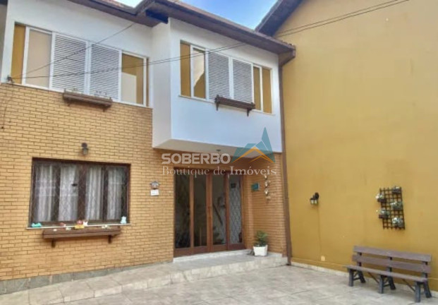 Casa com 3 Quartos à Venda, 143 m² em Parque Do Ingá - Teresópolis