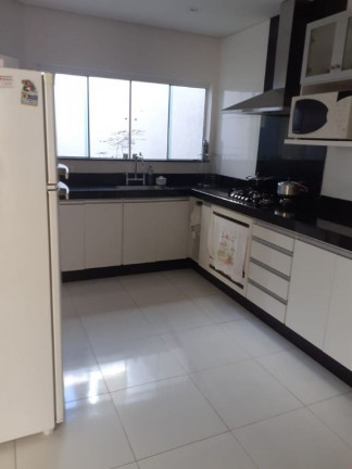 Imagem Casa com 3 Quartos à Venda, 277 m² em Parque Residencial Jaguari - Americana