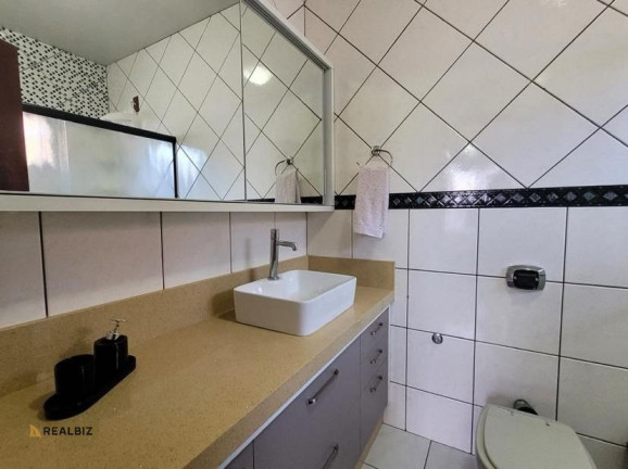 Imagem Casa com 2 Quartos à Venda, 1.098 m² em Fazenda Da Armação - Governador Celso Ramos