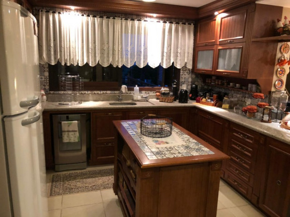 Imagem Imóvel com 3 Quartos à Venda, 214 m² em Alto Petrópolis - Porto Alegre Imagem Imóvel com 3 Quartos à Venda, 214 m² em Alto Petrópolis - Porto Alegre