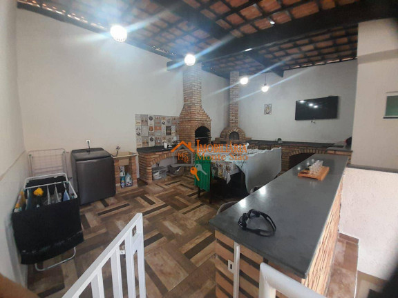Sobrado com 3 Quartos à Venda, 180 m² em Vila Galvão - Guarulhos