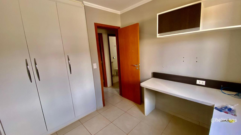 Imagem Sobrado com 3 Quartos à Venda, 140 m² em Vila Morumbi - Campo Grande Imagem Sobrado com 3 Quartos à Venda, 140 m² em Vila Morumbi - Campo Grande